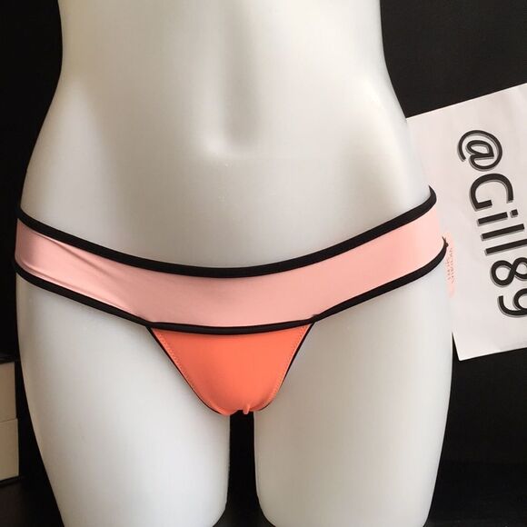🆕Victoria Secret bikini bottom - Picture 1 of 4